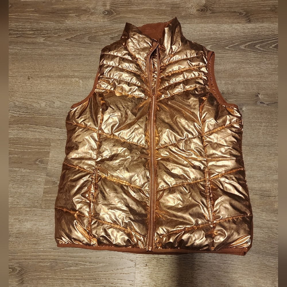 NWOT Rose Gold Packable Puffer Vest
